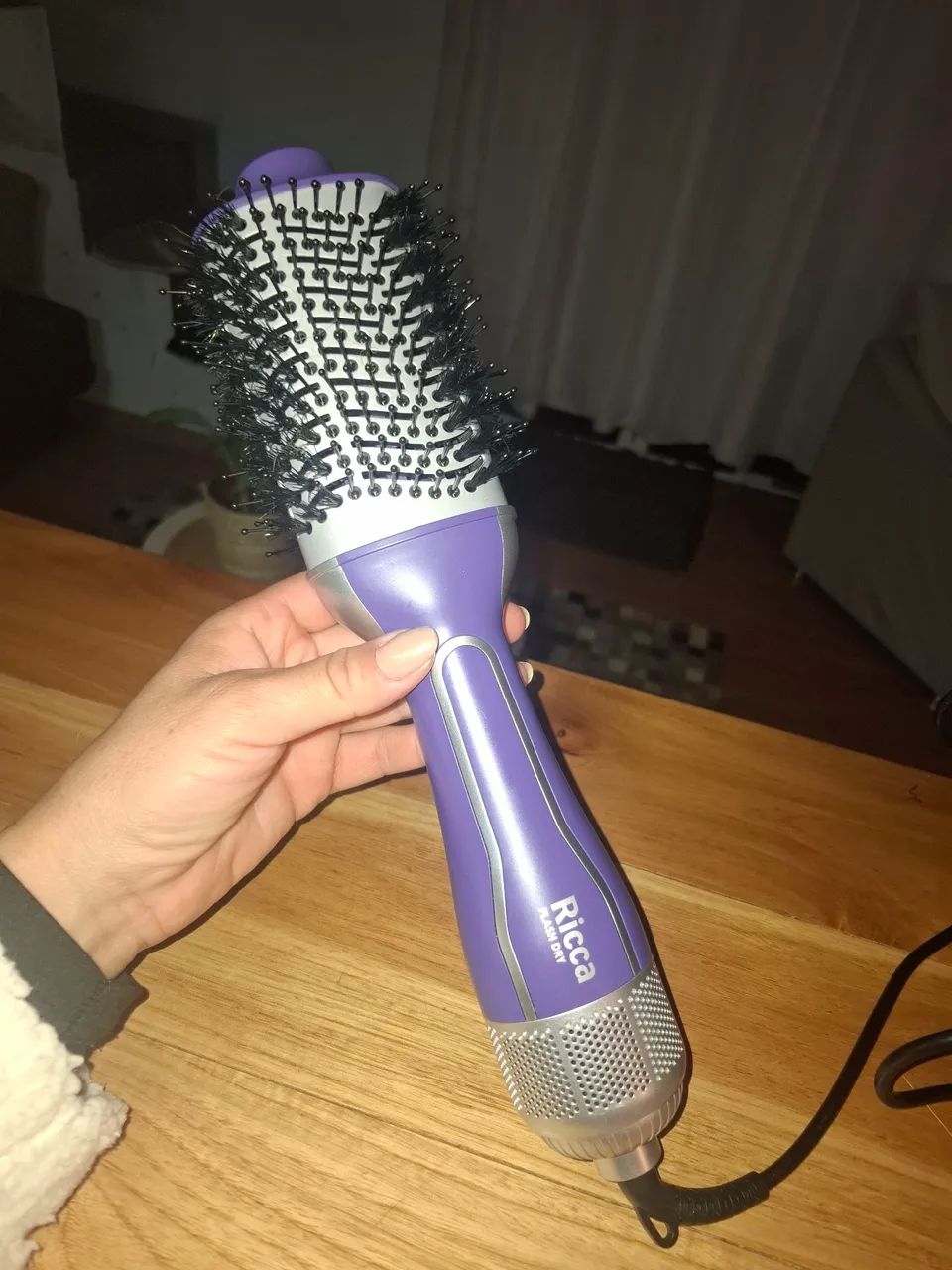Escova secadora Ricca