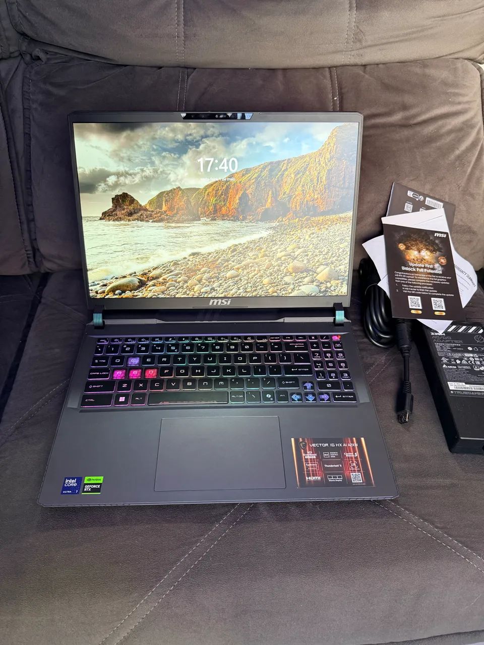 NOTEBOOK MSI VECTOR 16HX ultra 7 + Rtx 5070 TI 