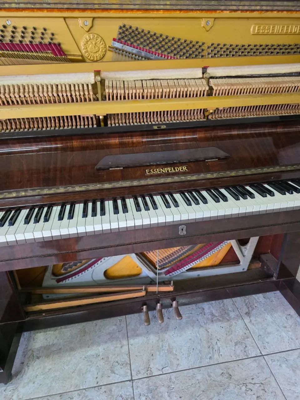 Piano Essenfelder 