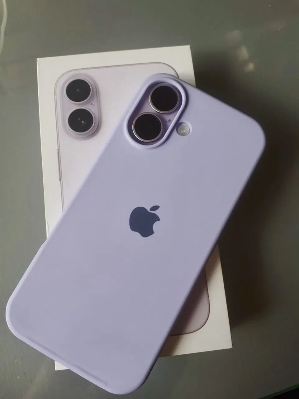 iPhone 17