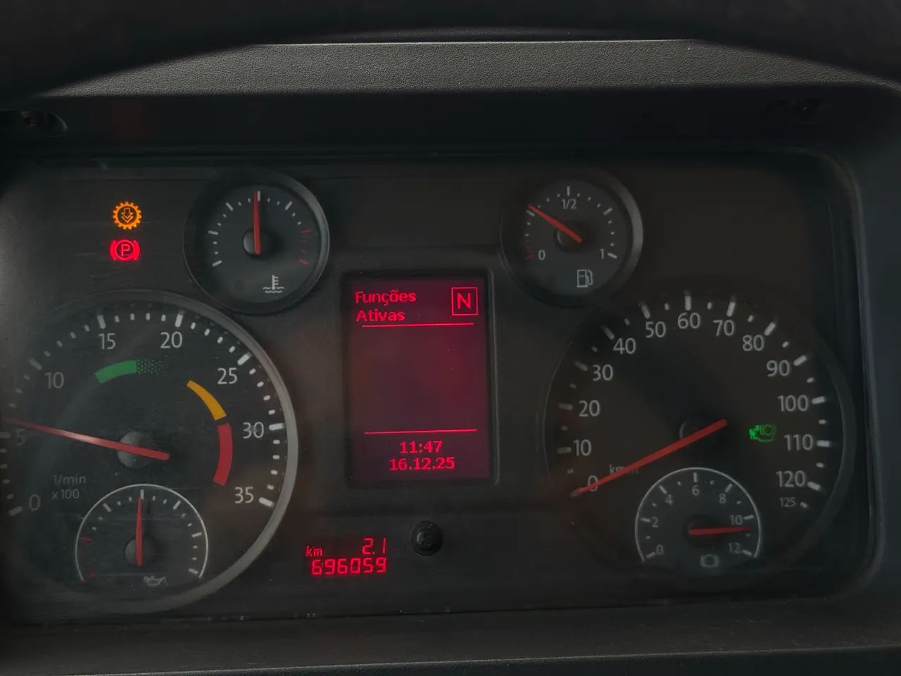 VW 24.280 Diesel 2016 Manual Constellation BITRUK MAN 8X4 Único Dono Novíssimo  - Foto 12