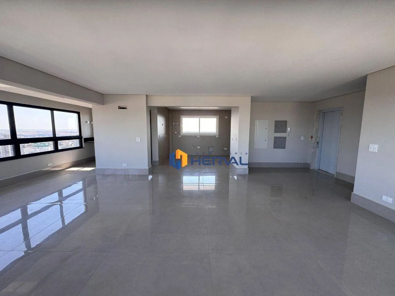 Apartamento com 4 suítes à venda, 194 m² por R$ 2.590.000 - Zona 01 - Maringá/PR - Foto 2