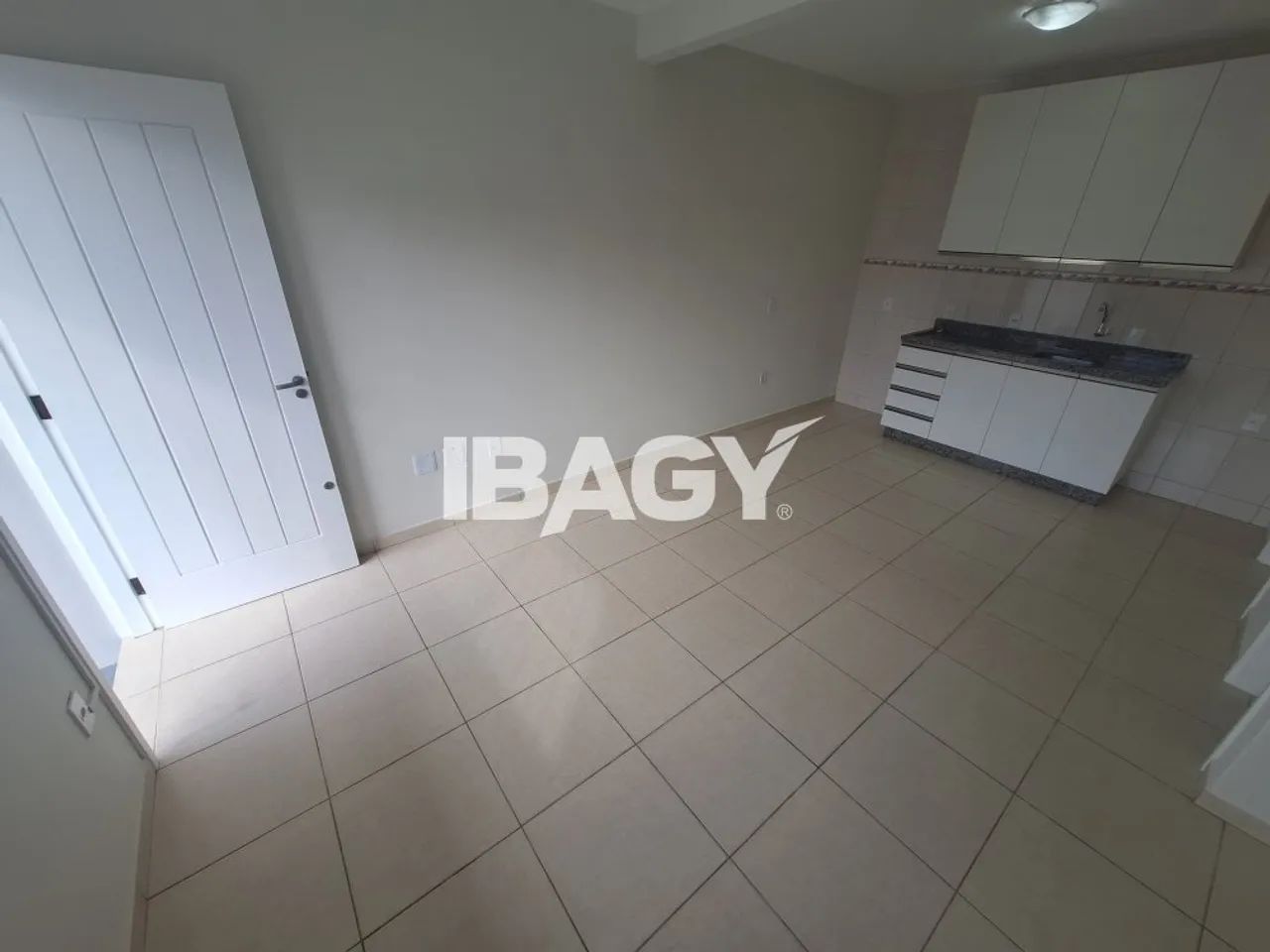 Excelente Casa 3 dormitório(s) em Coloninha - Florianópolis - Foto 2