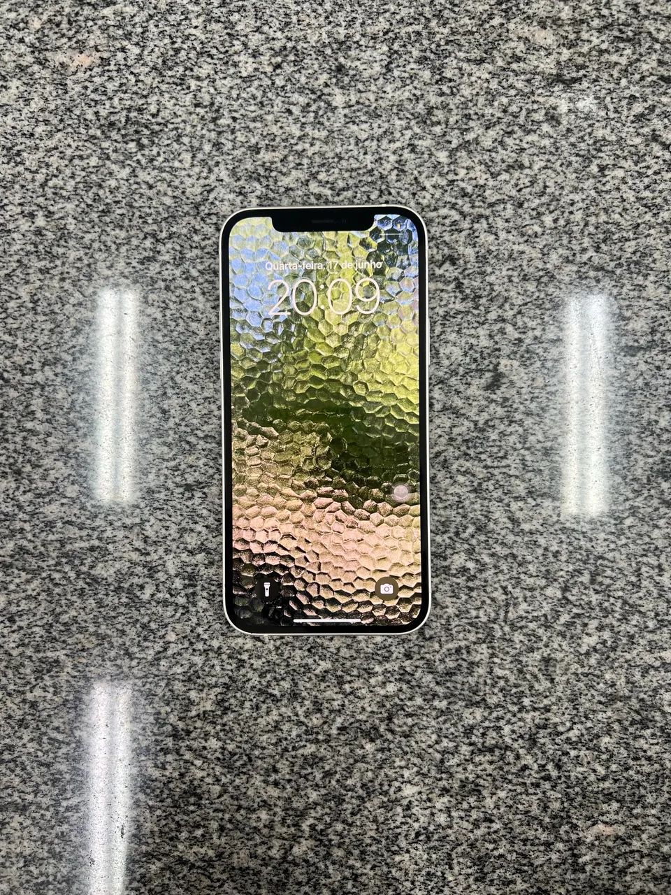 iPhone 12 - 64GB (Bateria 77%) - Foto 2