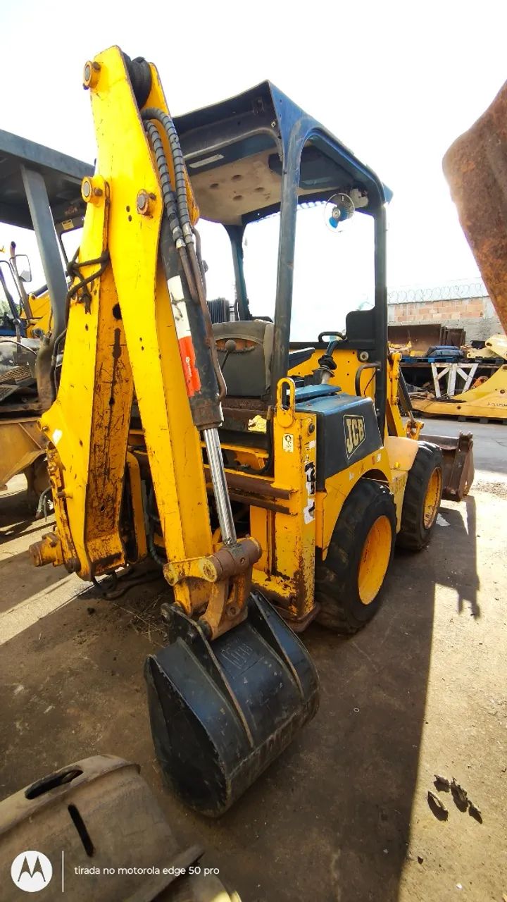 Acabou de chegar Miniretroescavadeira JCB 1CX para retirada de PEÇAS - Foto 4
