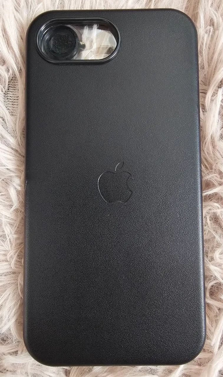 Capa Protetora para IPhone 16E / 17E em Couro.  Nova. Maravilhosa.  Promoção.  - Foto 4