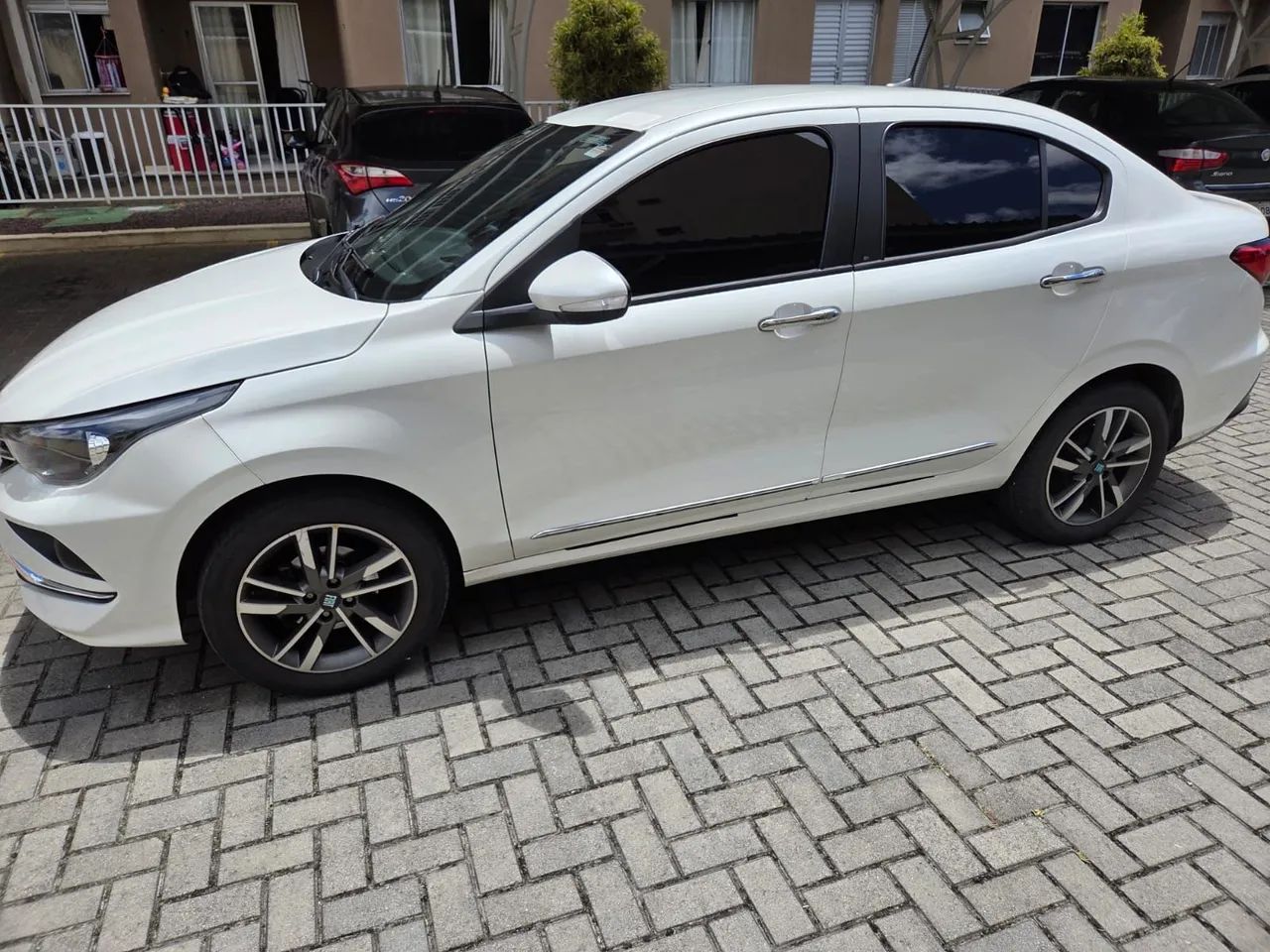 Fiat Cronos Precision 1.3 16V Flex Aut. 2025 - Foto 5