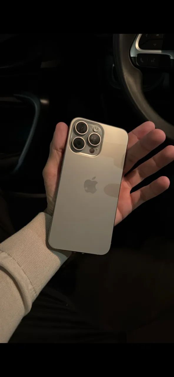 iPhone 15 pro max - Foto 2