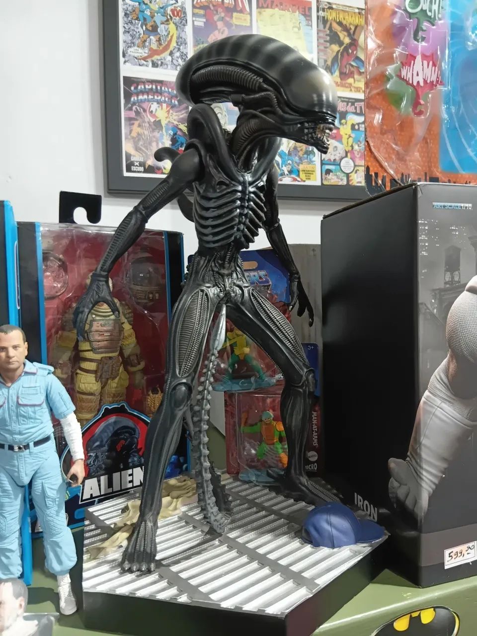 Alien 30cm Eaglemos