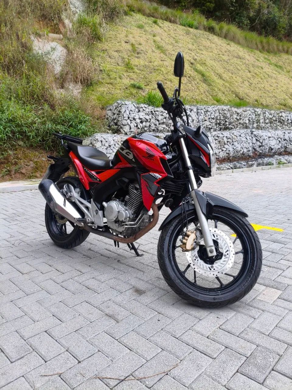 CB 250F Twister  - Foto 5