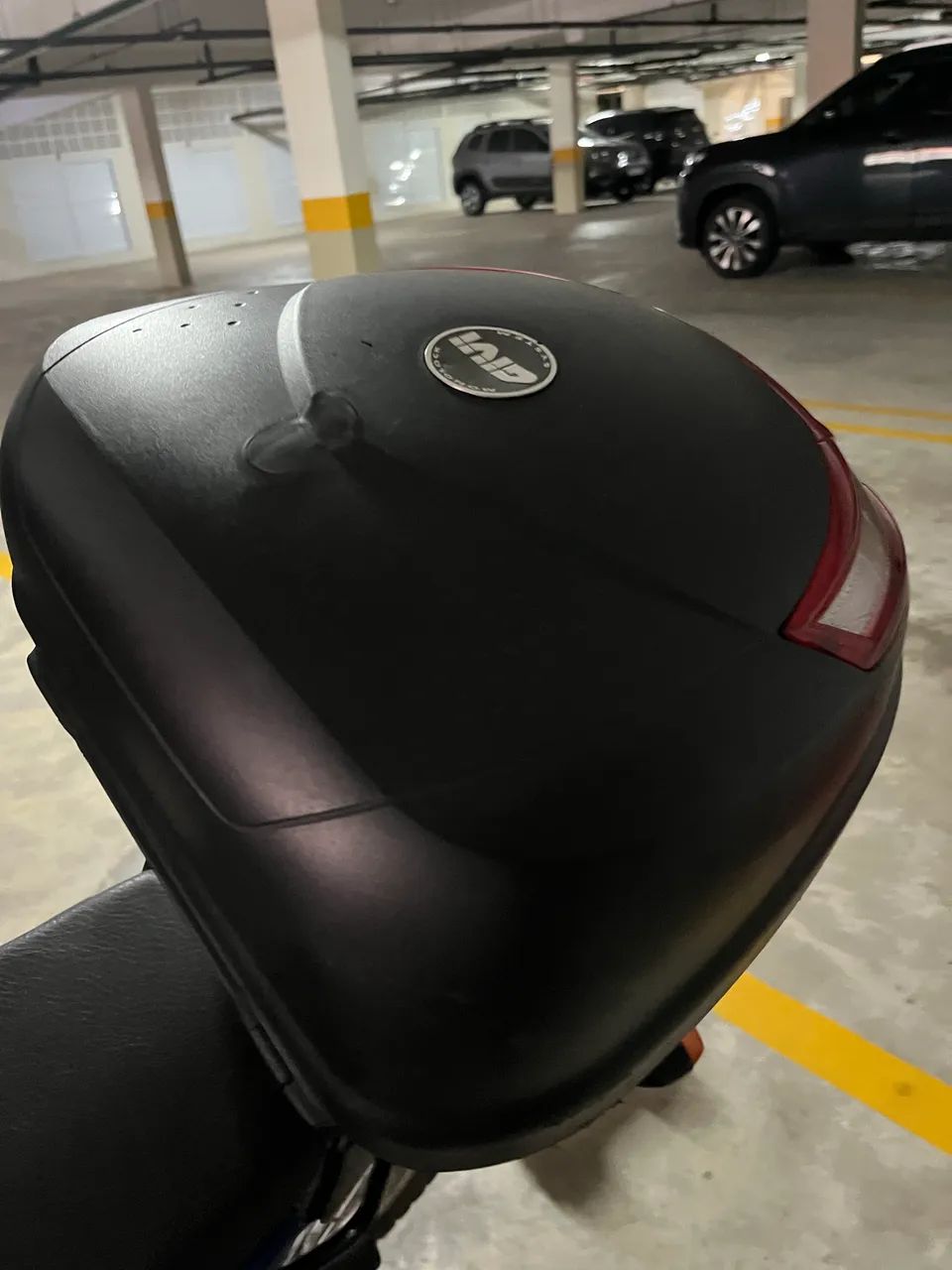 Baú Givi ótimo estado  - Foto 5