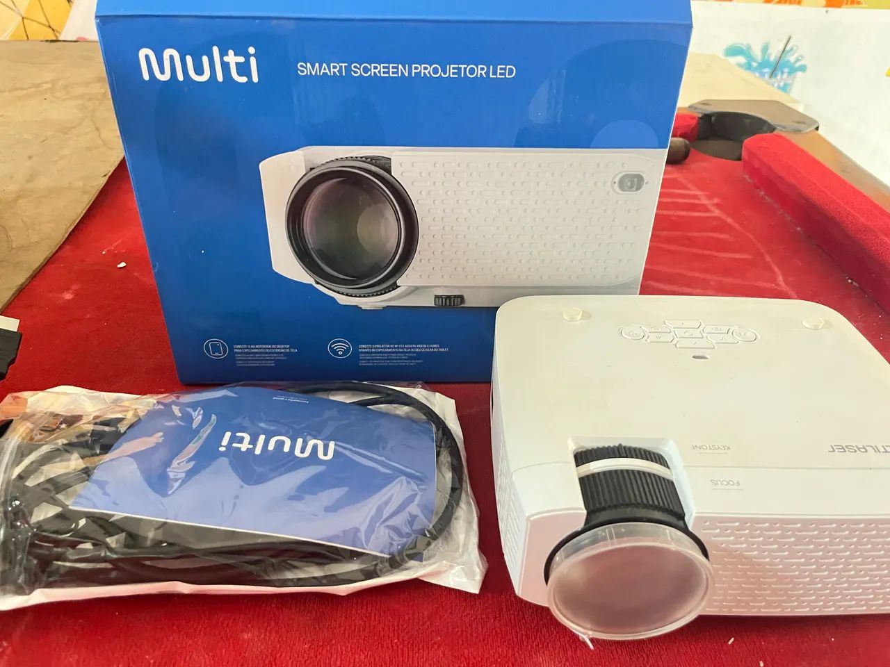 Projetor estado de novo usado apenas 3 vezes - Foto 3