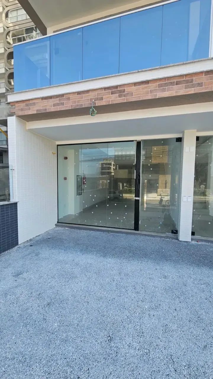 Sala Comercial com Mezanino e Deck na Praia Brava em Itajaí - Foto 4