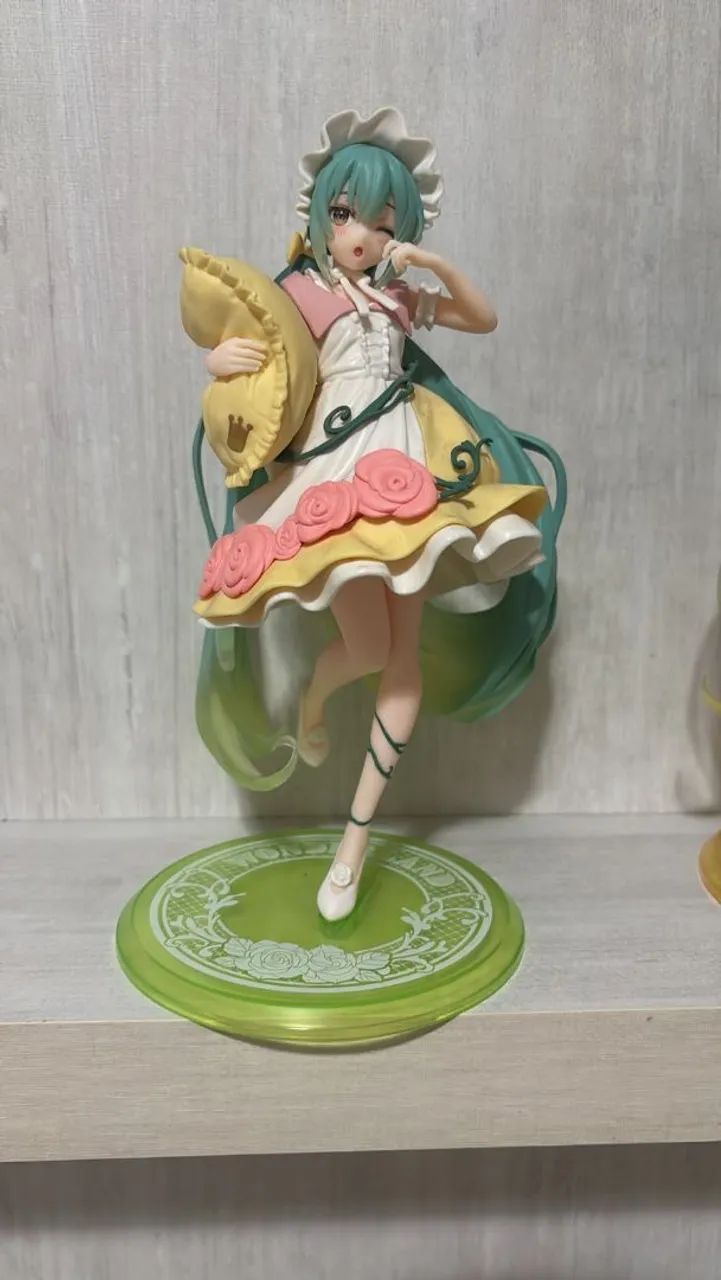 Figure reservada