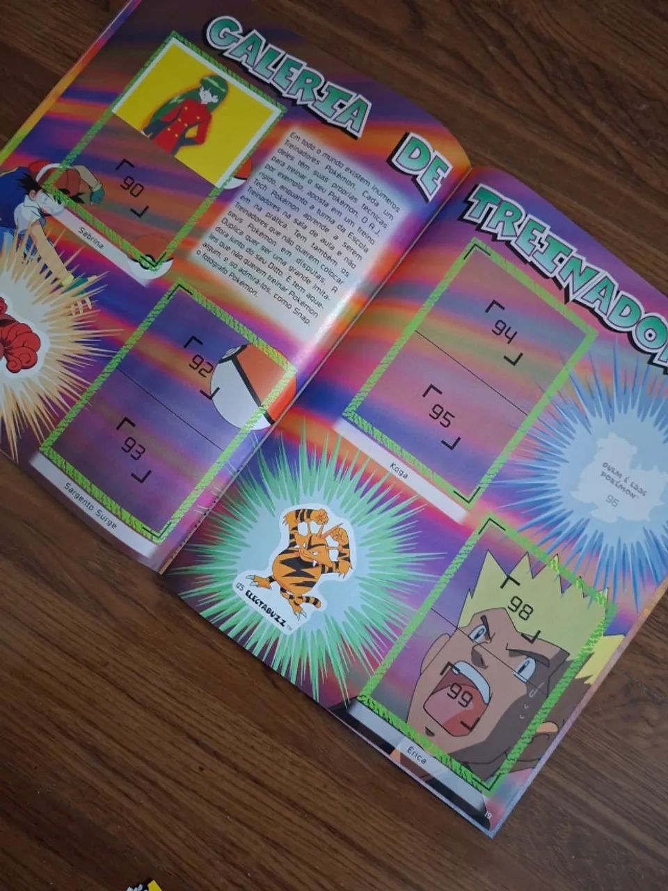 Álbum de Figurinhas Pokemon 2 - Foto 5