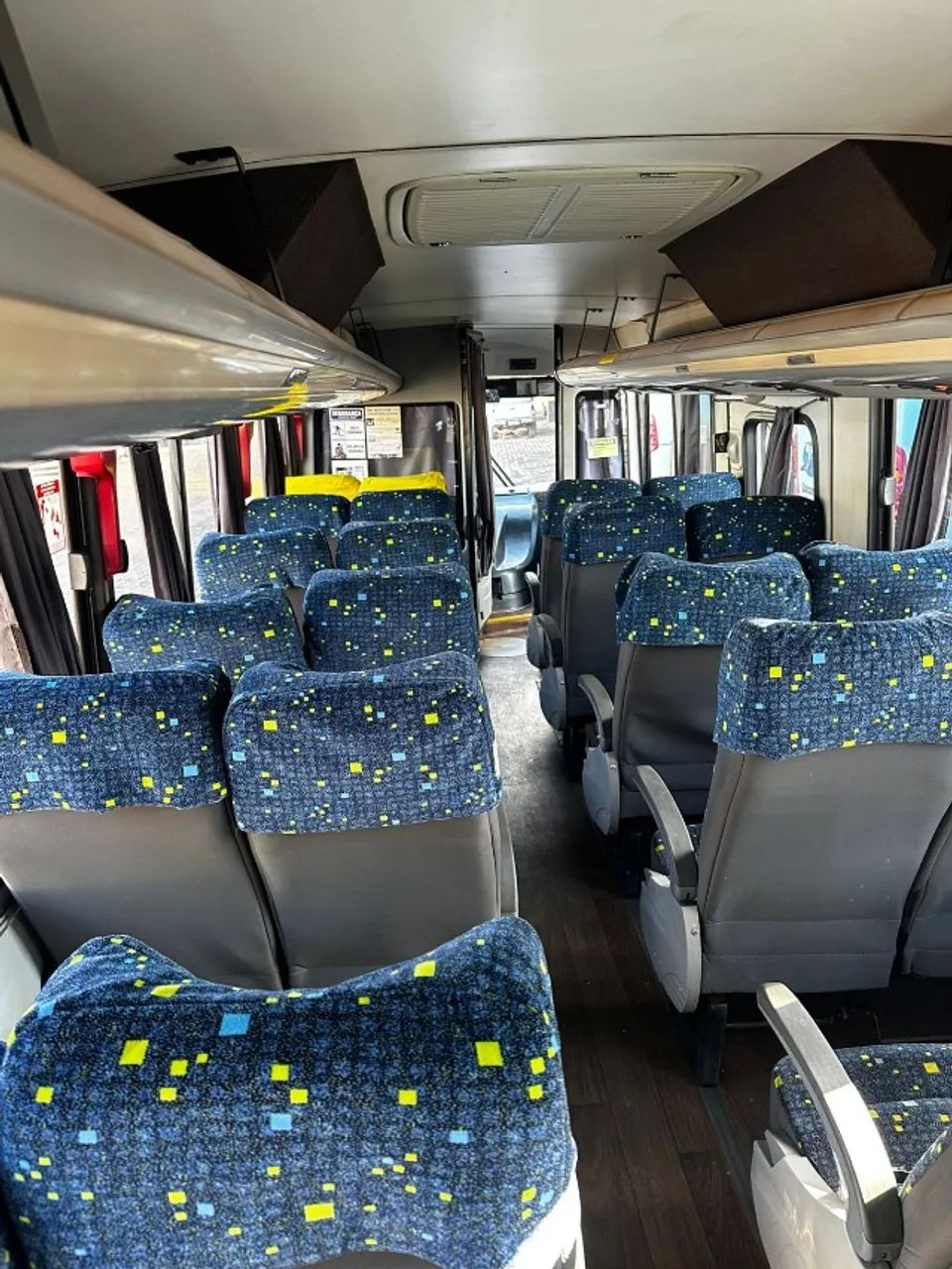 Micro Ônibus Rodoviário, M. Benz LO-916, Comil Piá, Ano 2021/2022, em excelente estado. - Foto 7