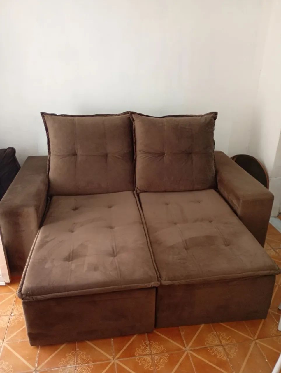 Sofá retrátil marrom - Foto 2