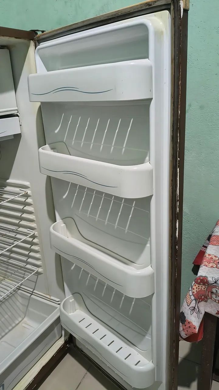 Geladeira antiga 