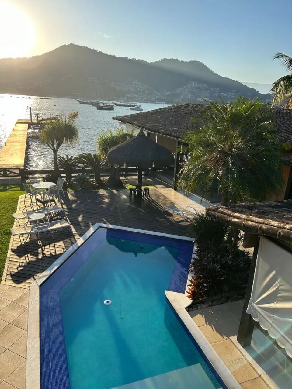 Casa em area nobre de angra