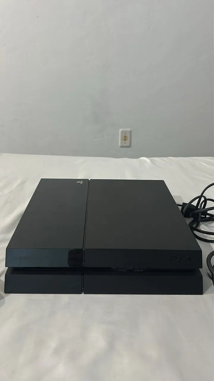 Ps4 - 2 manetes - 500gb de ram - Foto 4