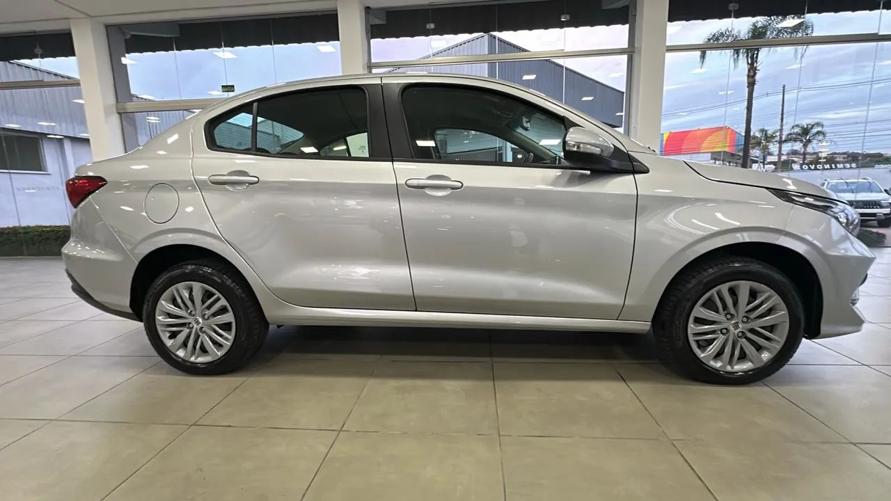 Fiat Cronos Drive 1.3 8V Flex Aut. 2025 - Foto 5