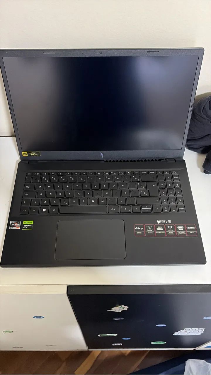 Vendo notebook com 6 meses de uso 