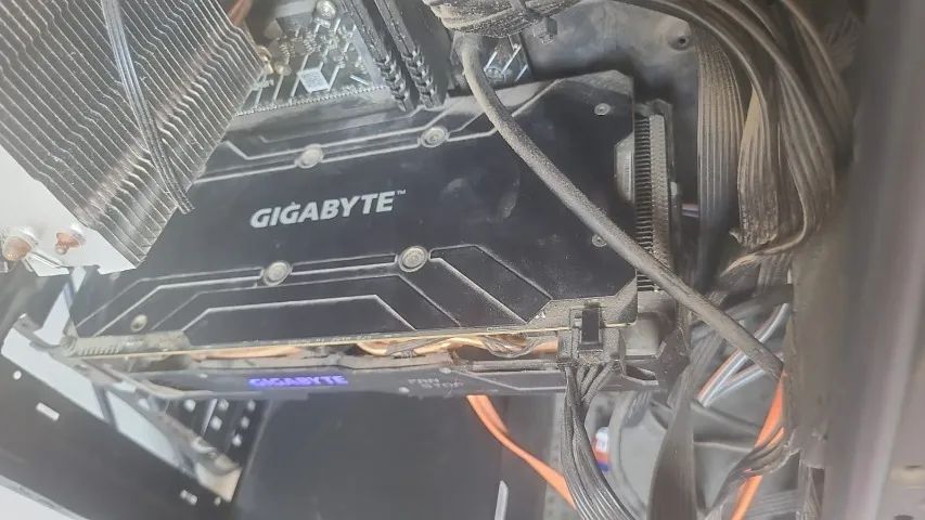 RX 580 8GB vem sem caixa