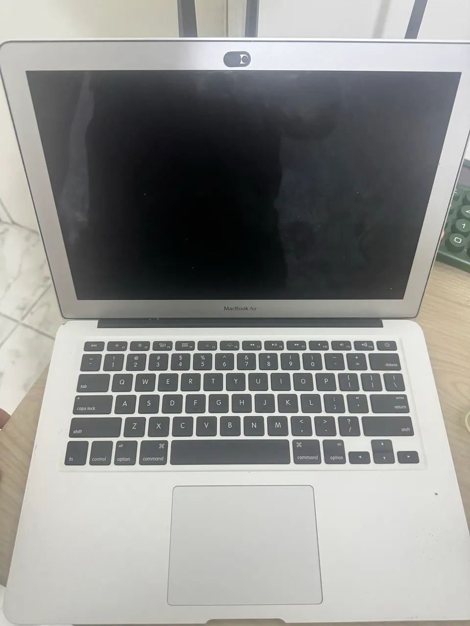 Notebook Apple NÃO LIGA, para retirada de peças