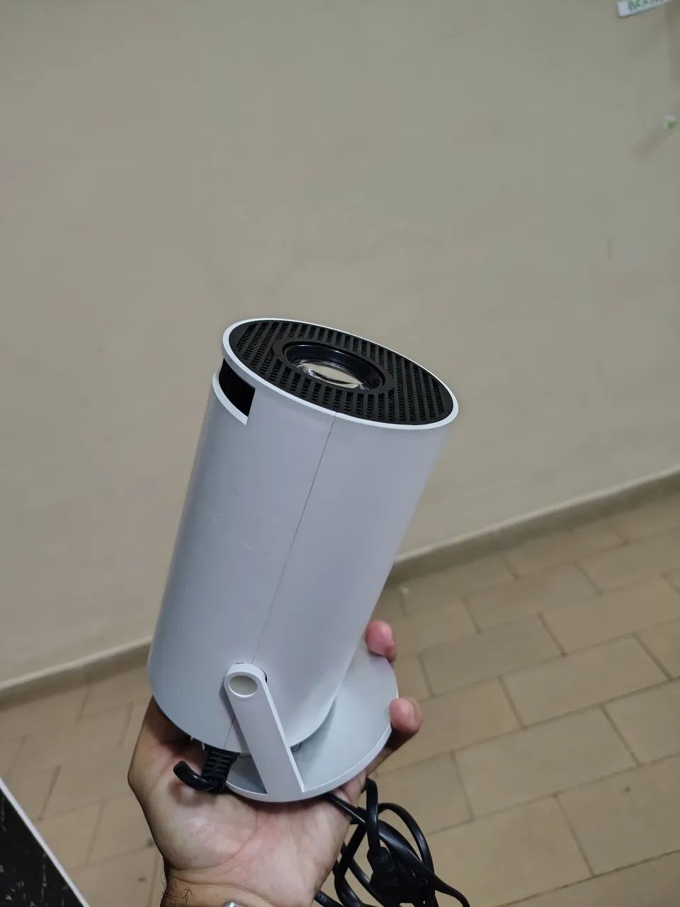 Mini Projetor com Android integrado - Foto 4