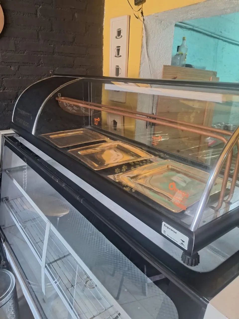 Estufa Vitrine refrigerada