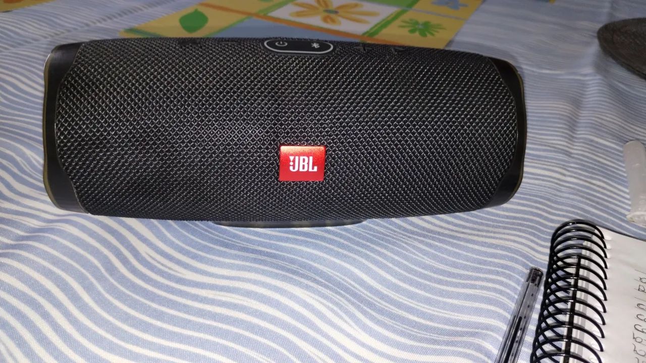 JBL CHARGE 4