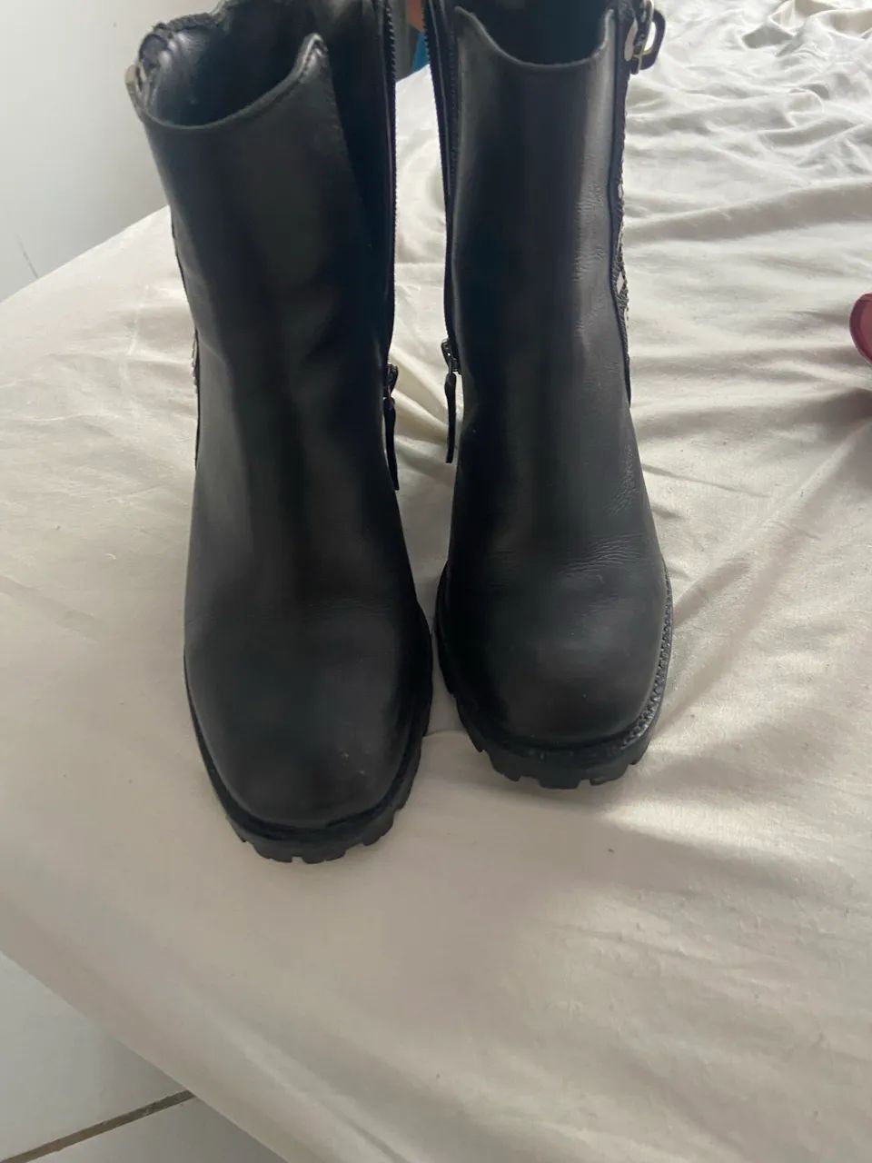 Bota Shutz 34