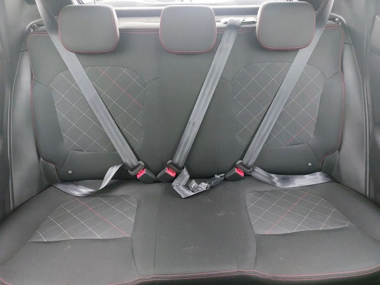 Renault Kwid 1.0 Zen, foto 18 de 18