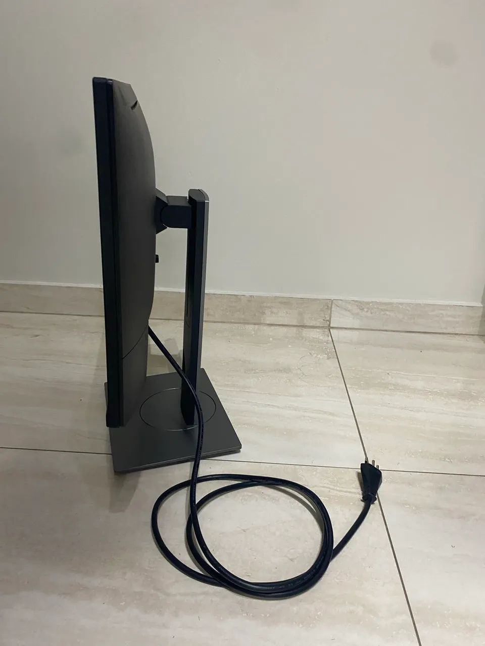 Monitor Dell - Excelente estado - Funcionando perfeitamente