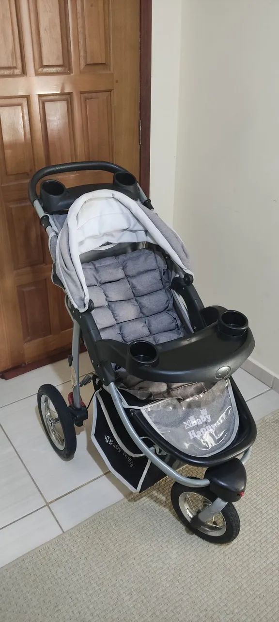 Carrinho com bebê conforto acoplado - Foto 2