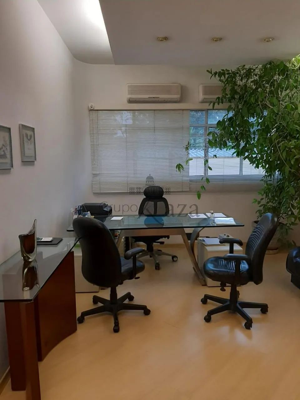 Comercial Sala Condomínio em São José dos Campos