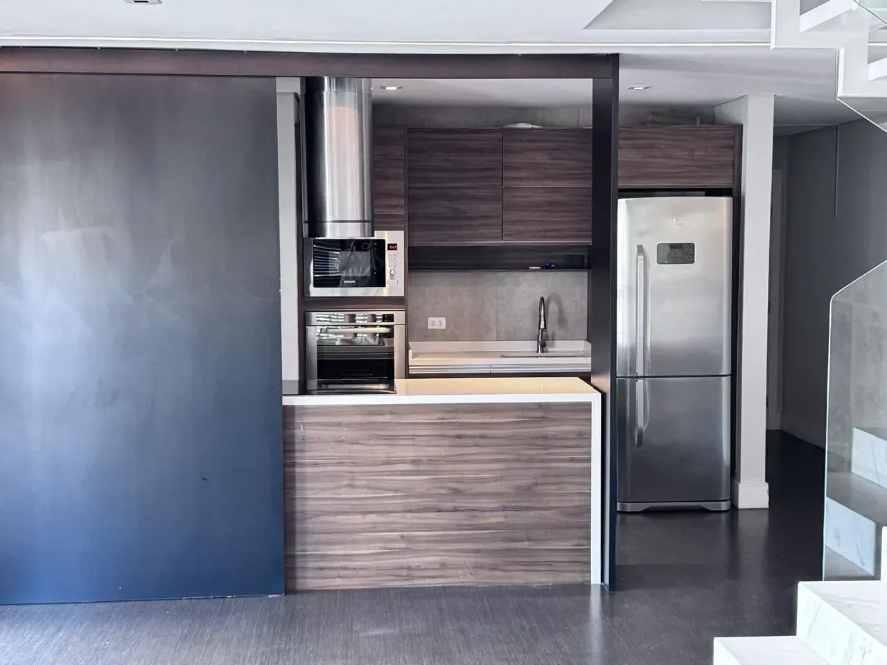 Duplex com 140 m2 em condomínio clube no Batel - Foto 3