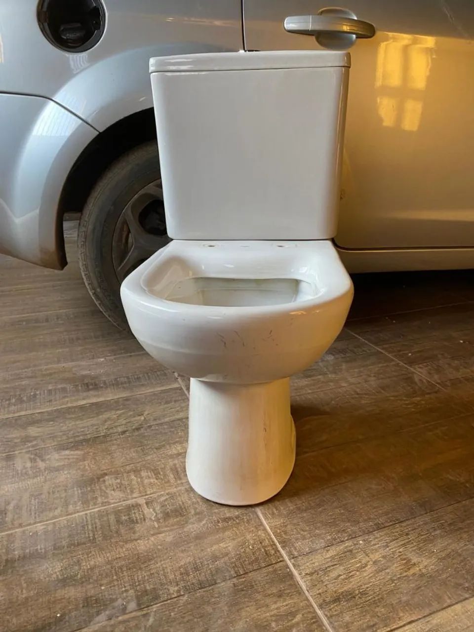 Vaso sanitário com caixa acoplada  - Foto 3