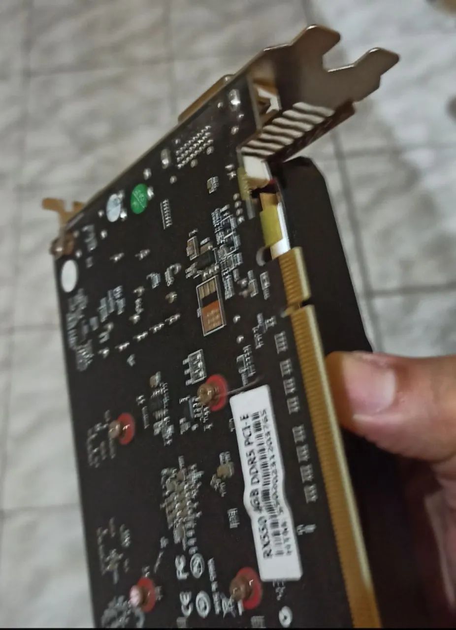 Placa de vídeo RX 550 4GB - Foto 5