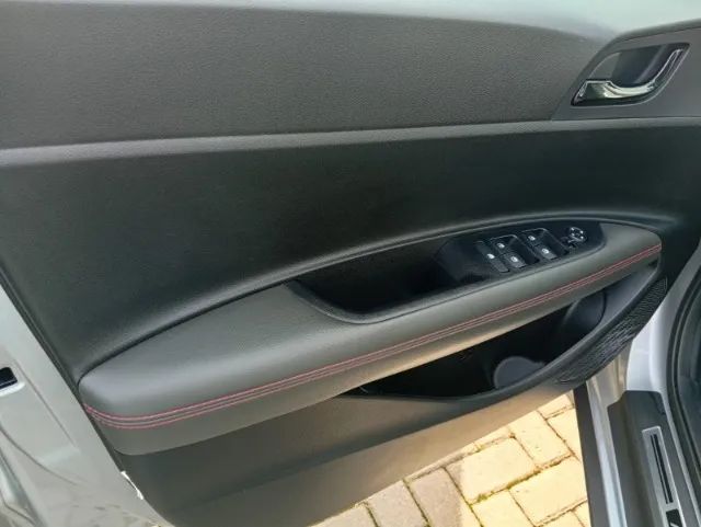 Hyundai HB20X Evolution 1.6 Flex 16V AUT 2021 - Foto 4