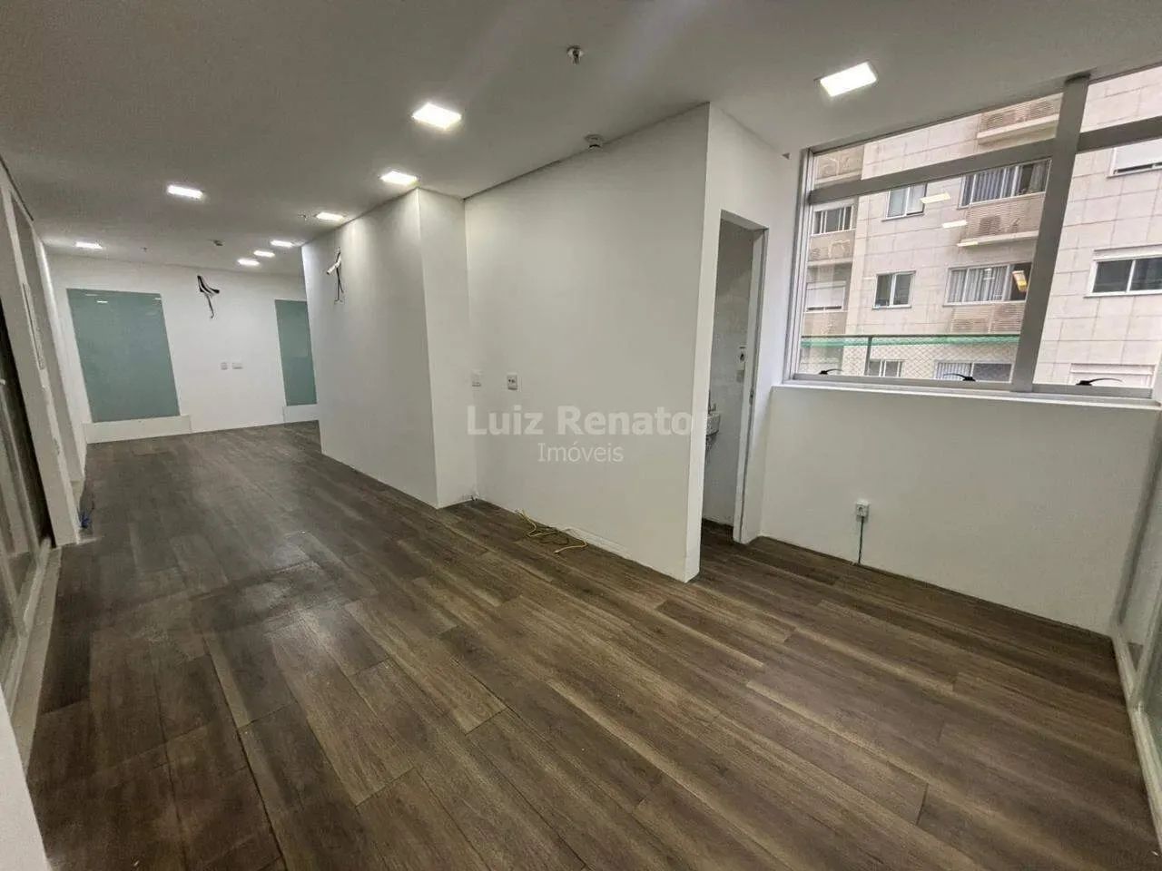 Sala comercial para aluguel, 54m² na Savassi