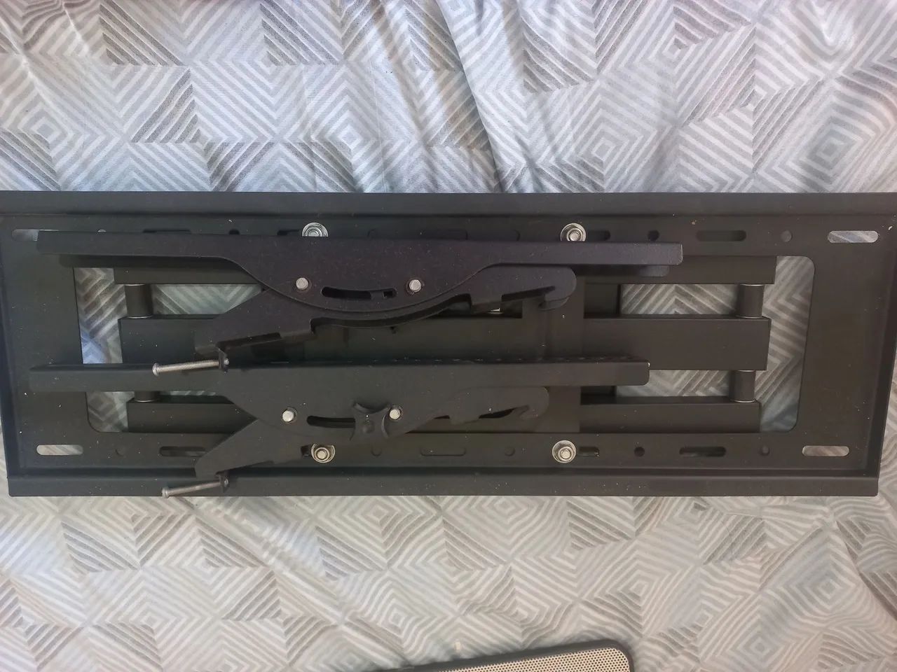 Vendo suporte dobrável para tv até 100 polegadas  - Foto 2