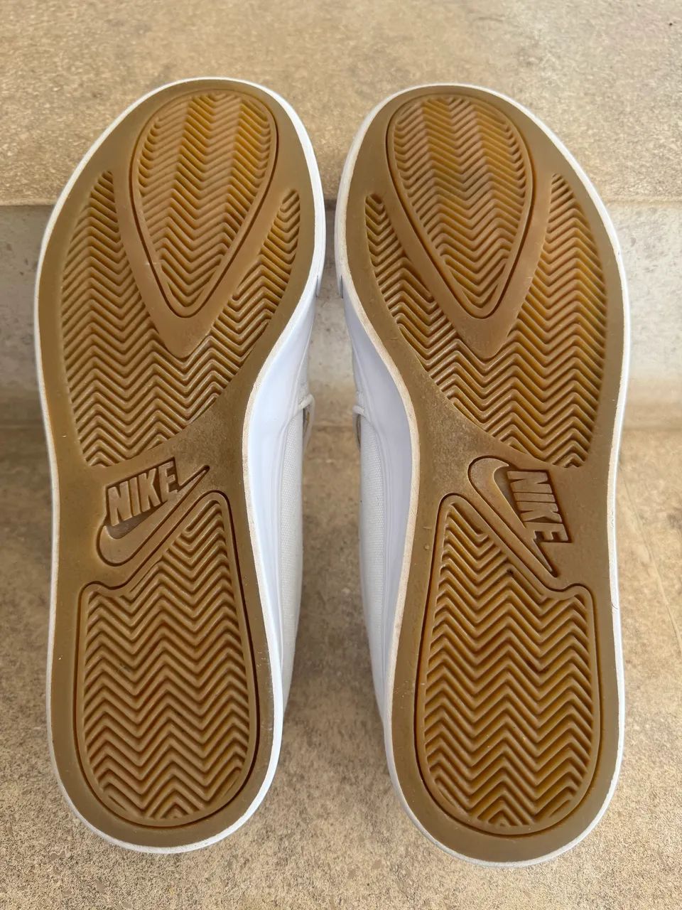 Tênis Nike Slip-on - Foto 4