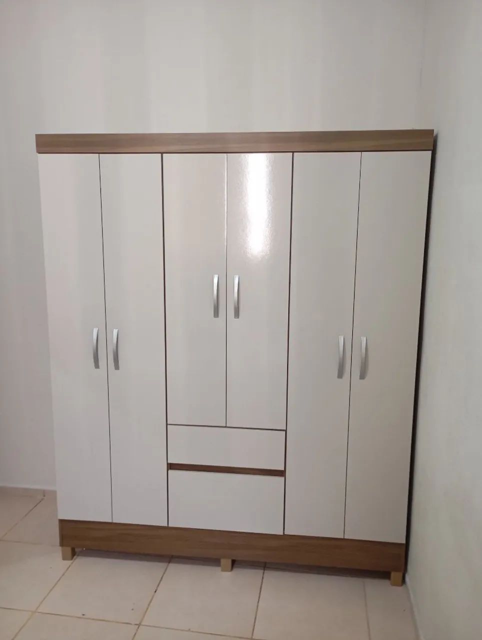 Guarda Roupa Novo
