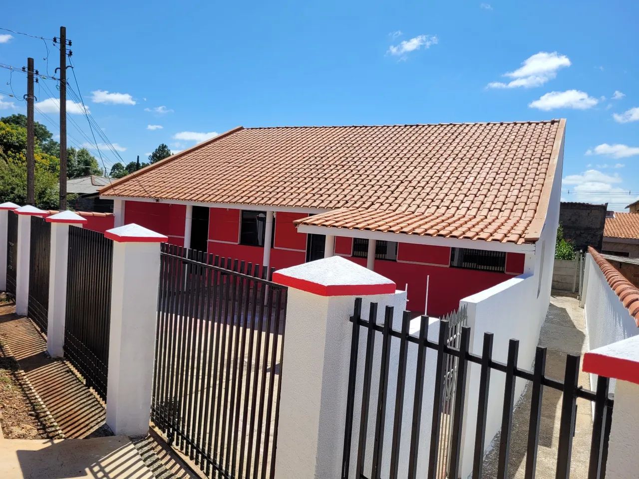 OPORTUNIDADE: CASA AMPLA + KITNET   