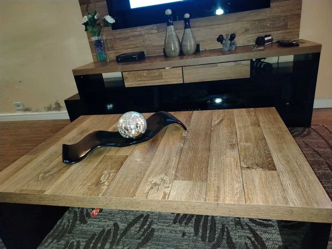 Vendo conjunto painel, rack e mesa de centro  - Foto 4