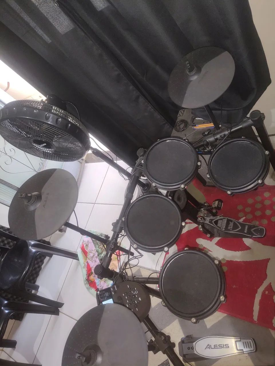 Bateria eletrônica Alesis nitro  - Foto 5