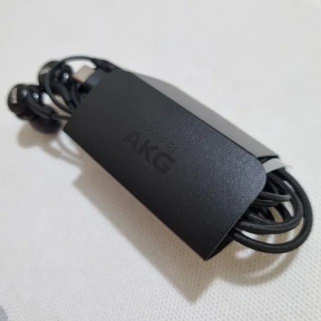 Fone AKG Original (Usb-c) - Veio junto com o celular S21 Plus - Foto 3