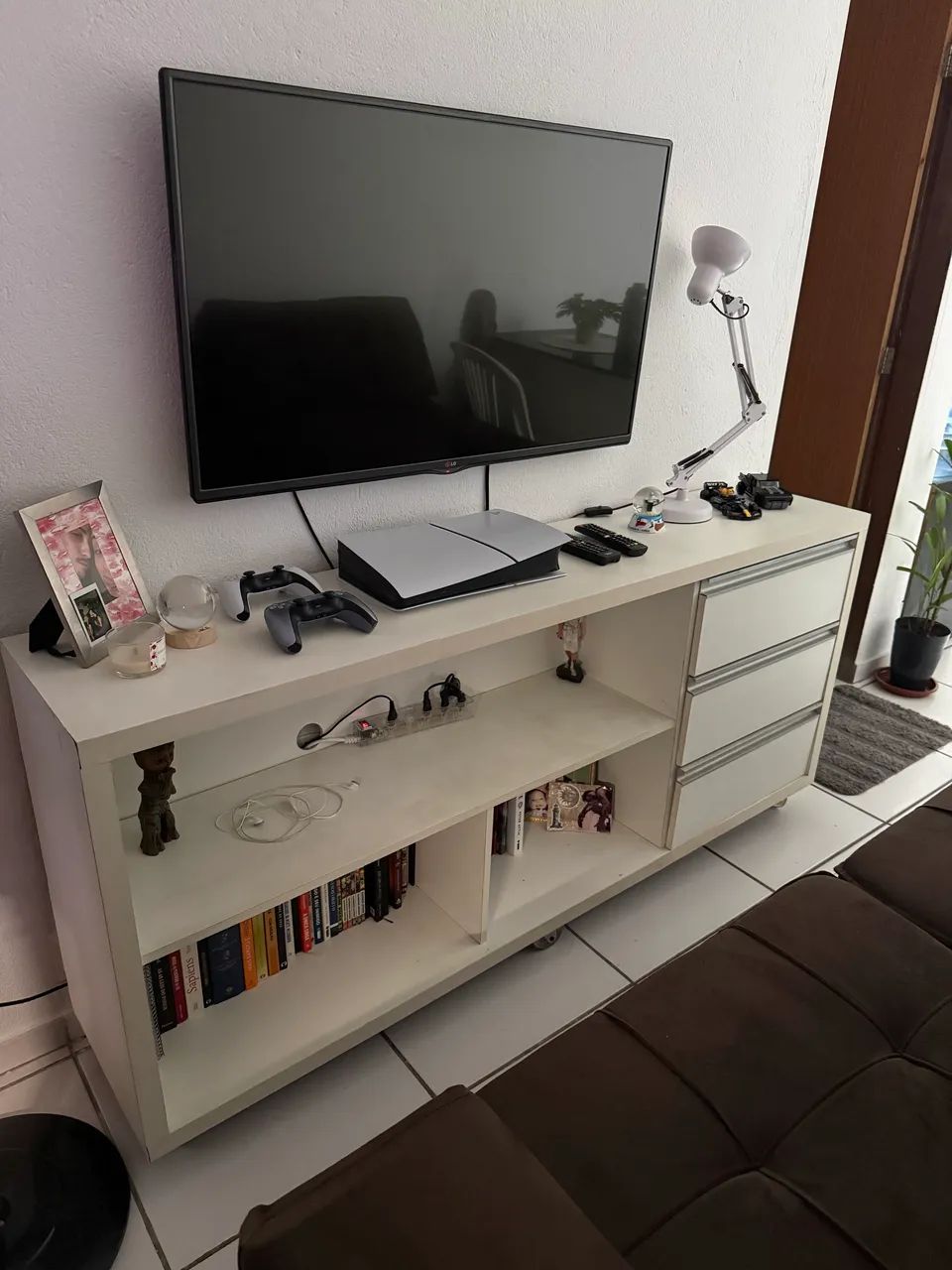 RACK PARA SALA/QUARTO DE MADEIRA MACIÇA - Foto 3
