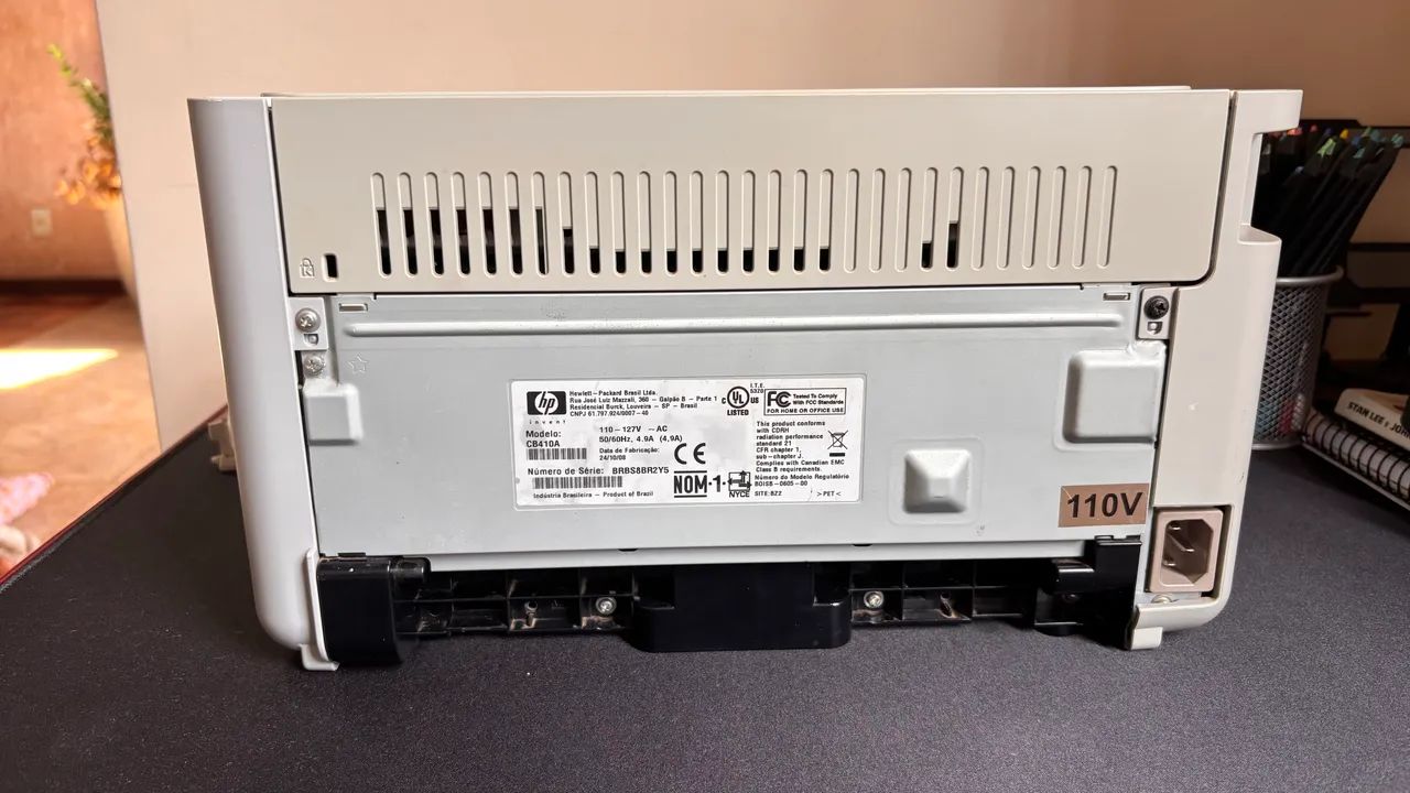 Impressora HP LaserJet P1005 monocromática USB - Foto 3